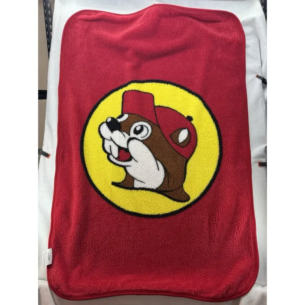 EUC Buc-ee’s Beaver Logo Red Yellow Soft Fleece Throw Lap Baby Blanket 38”X 59”